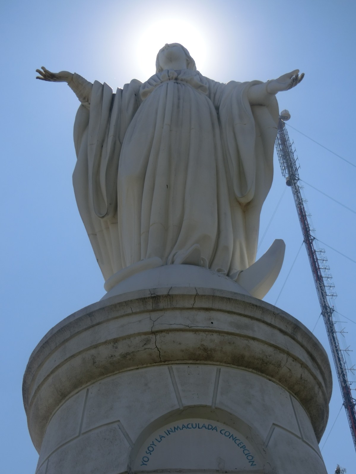 Santiago hills and&nbsp;opera